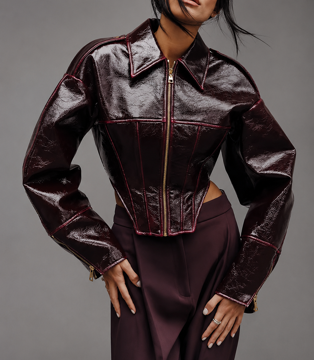 Kurze Jacke aus Kunstleder mit Ballonärmeln