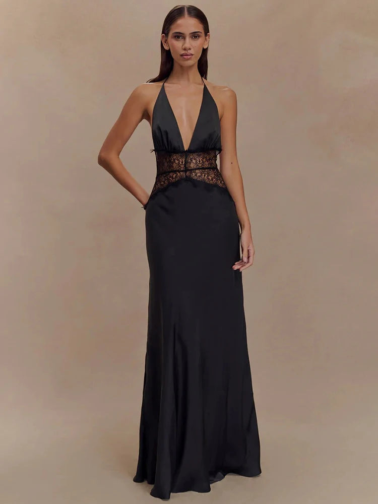 Maxikleid mit Spitze und Neckholder