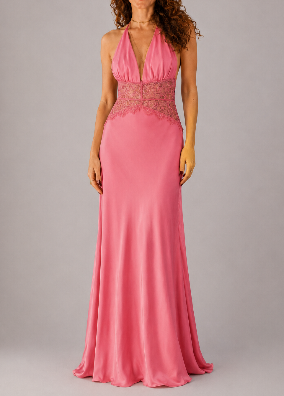 Maxikleid mit Spitze und Neckholder